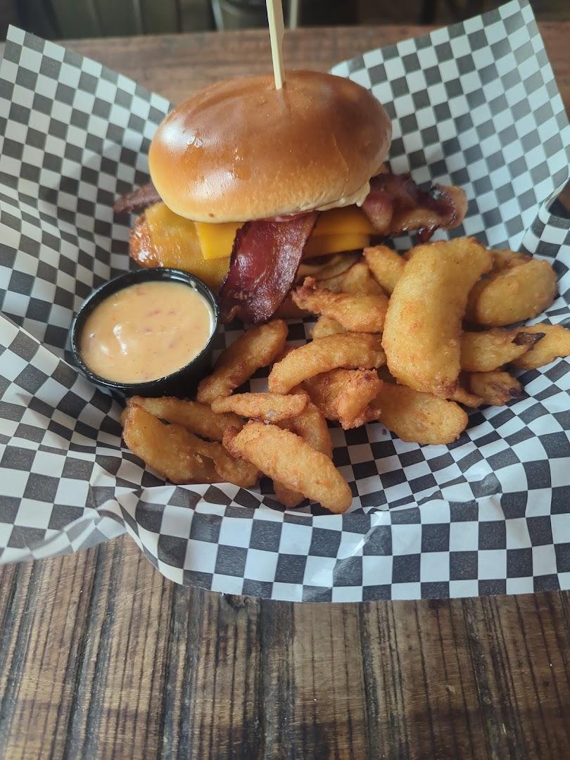 M's Eatery